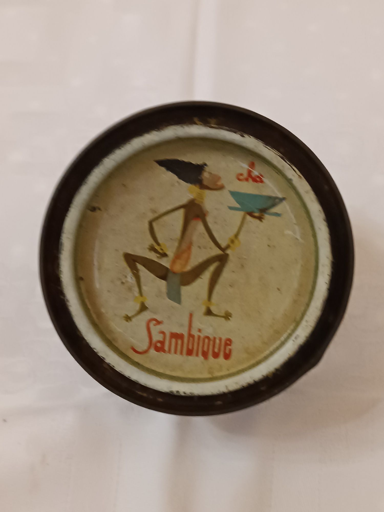 Lata chá sambique