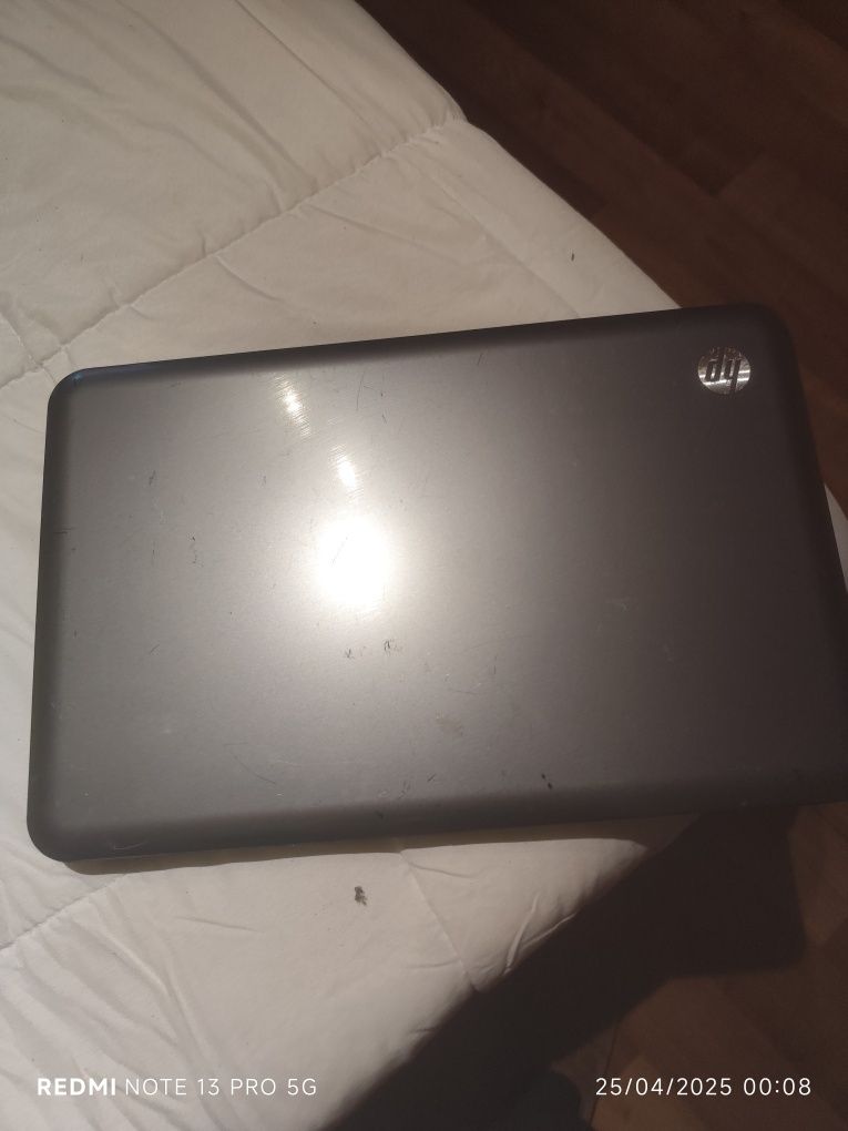 HP vendo ajeitar a peça de abrir para ele ligar bem mas trabalha