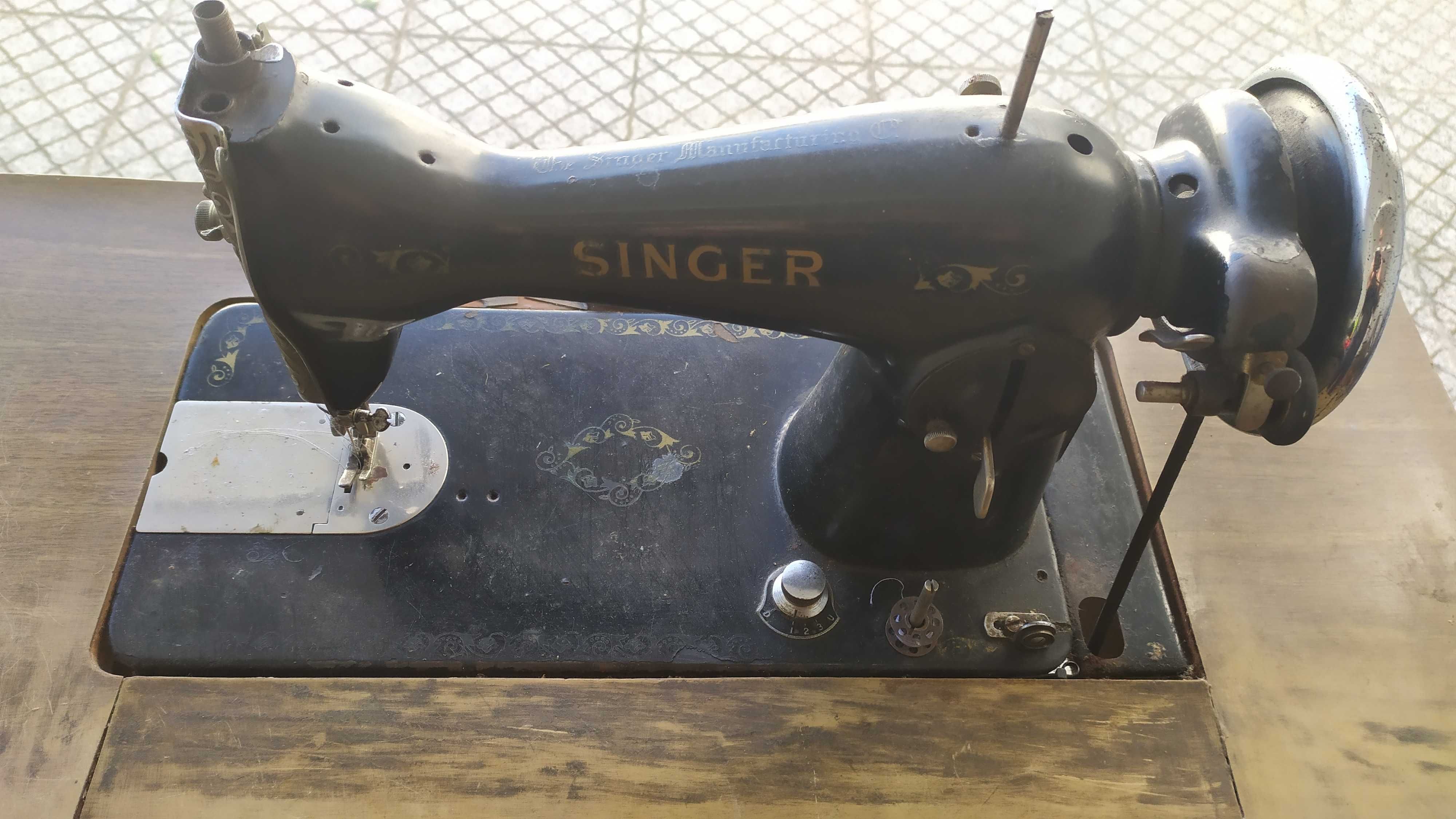 Máquina de costura Singer