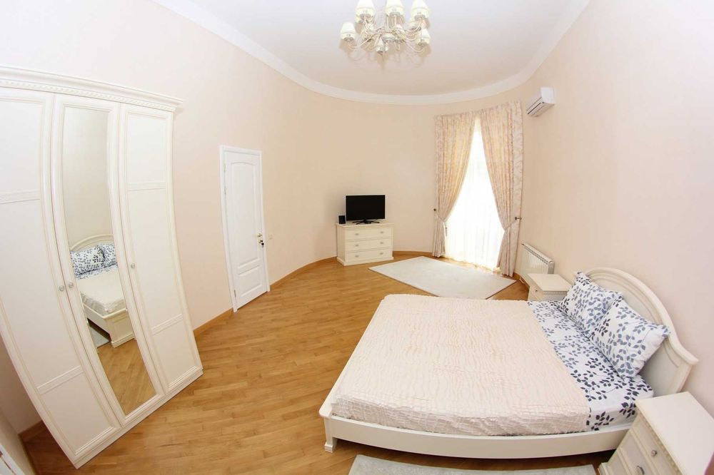 Дворівнева квартира в центрі Одеси