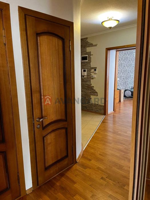 Продам 3 кімнатну кв. в новобудові, автономним опаленням.