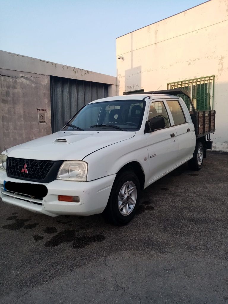 Mitsubishi l200 4x2