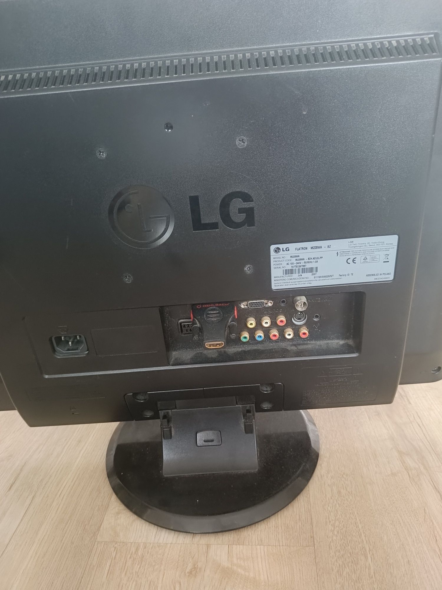 Telewizor monitor LG 22 cale