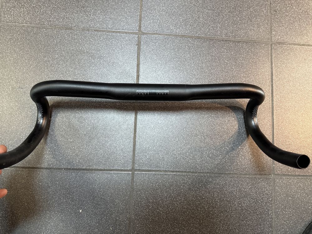 Kierownica szosowa Accent Exe road 440 mm
