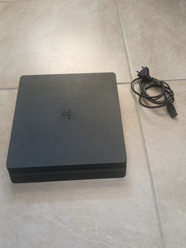 PS4 500gb Preta + 12 jogos