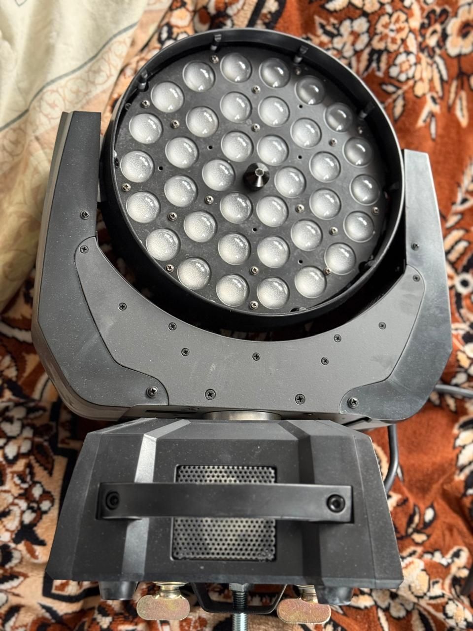 Прожектор Led Par Free Color W3610-ZOOM