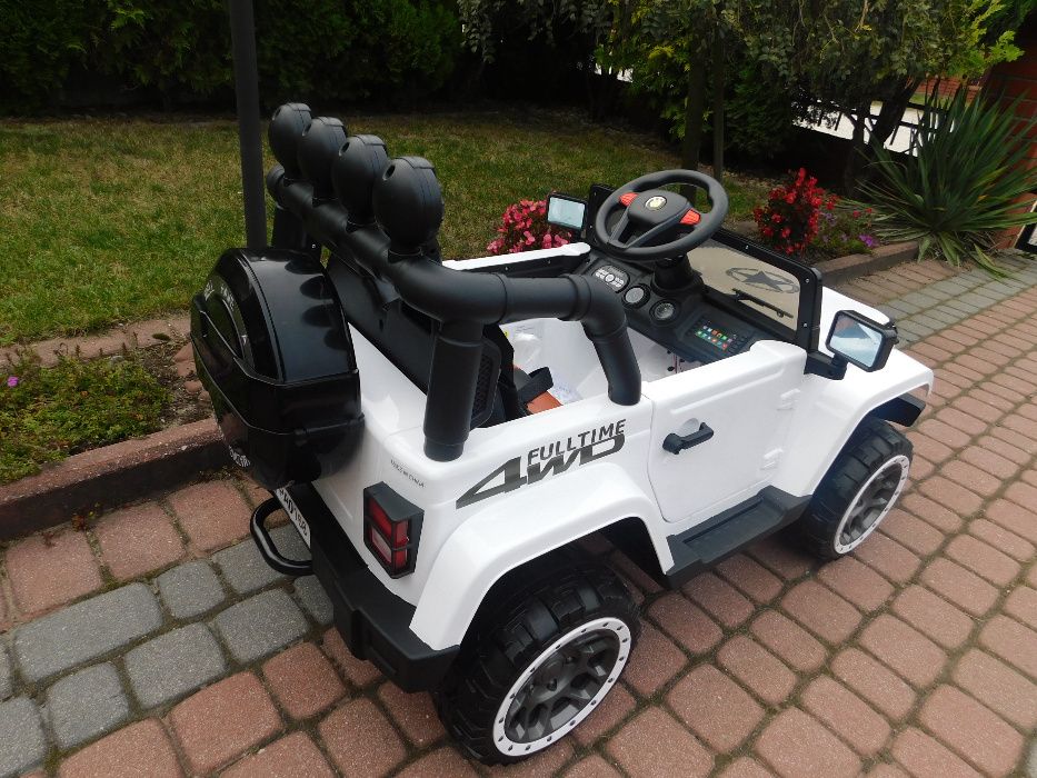JAREX Terenowy  Auto na akumulator samochód samochody Piekaszów 4x4