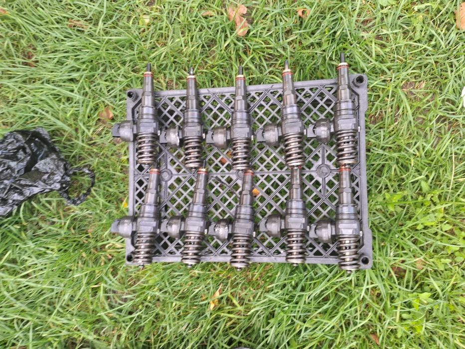 Паливні форсункі,VW Touareg 1 ,2.5 5.0 VW T5 2.5 BAC,Розборка,шрот