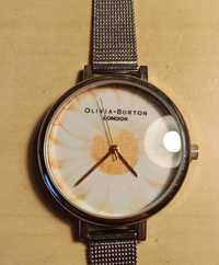 zegarek z napisem Olivia Burton London