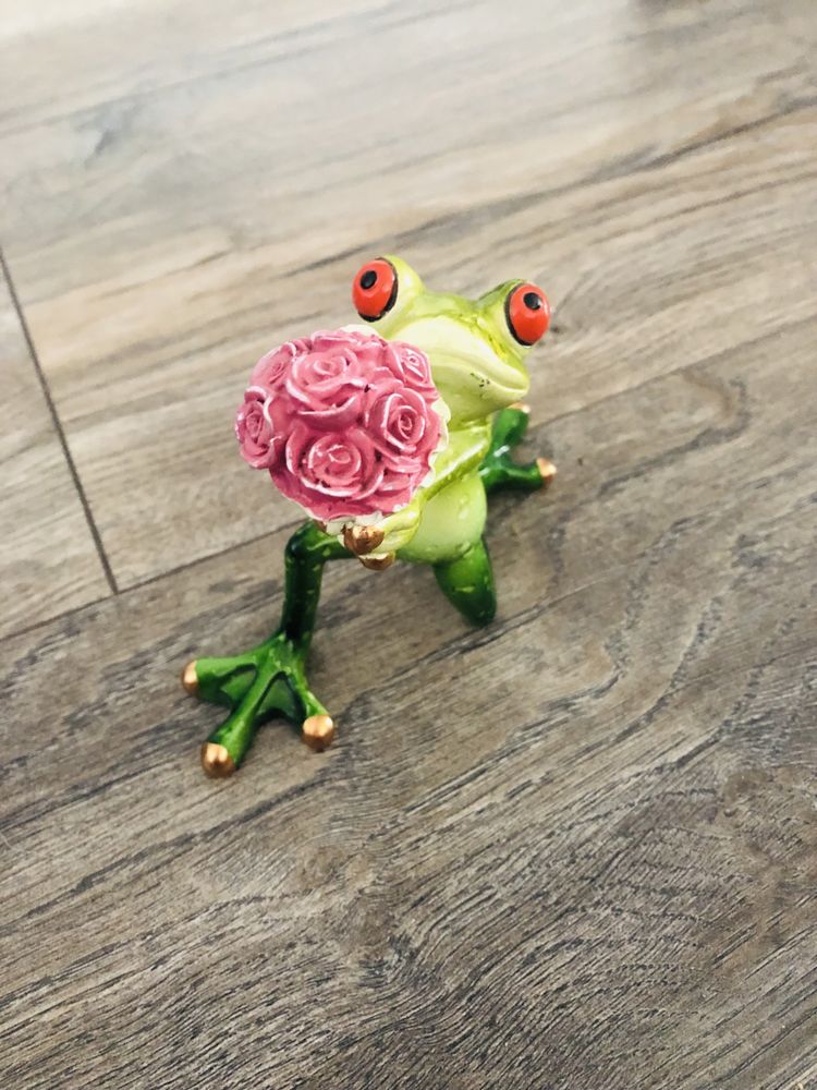 Figurka dekoracyjna żabka
