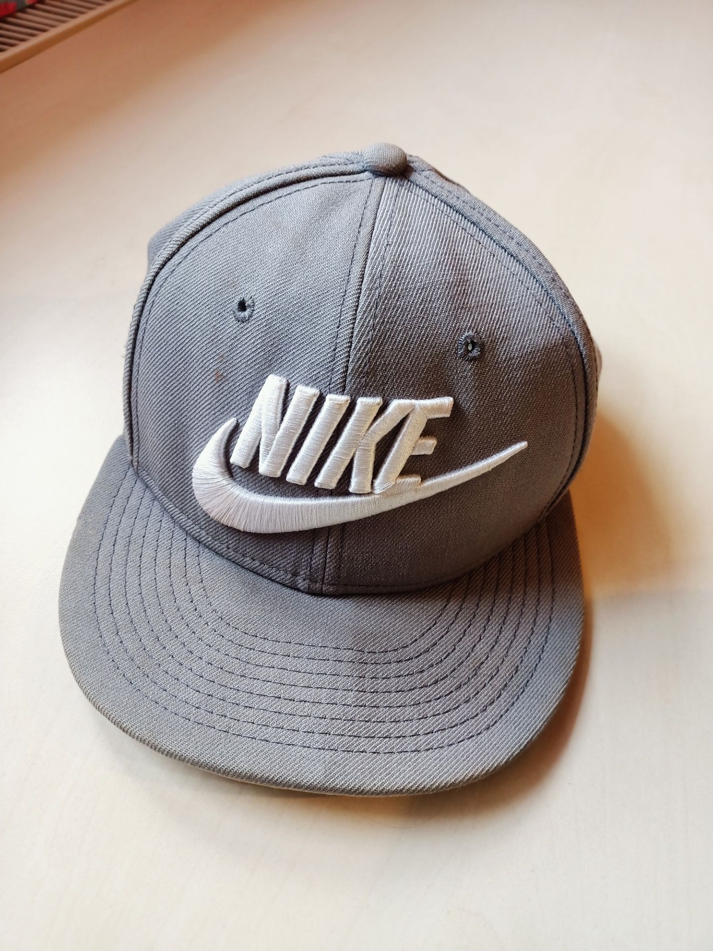 Czapka full cap z daszkiem Nike (Org)