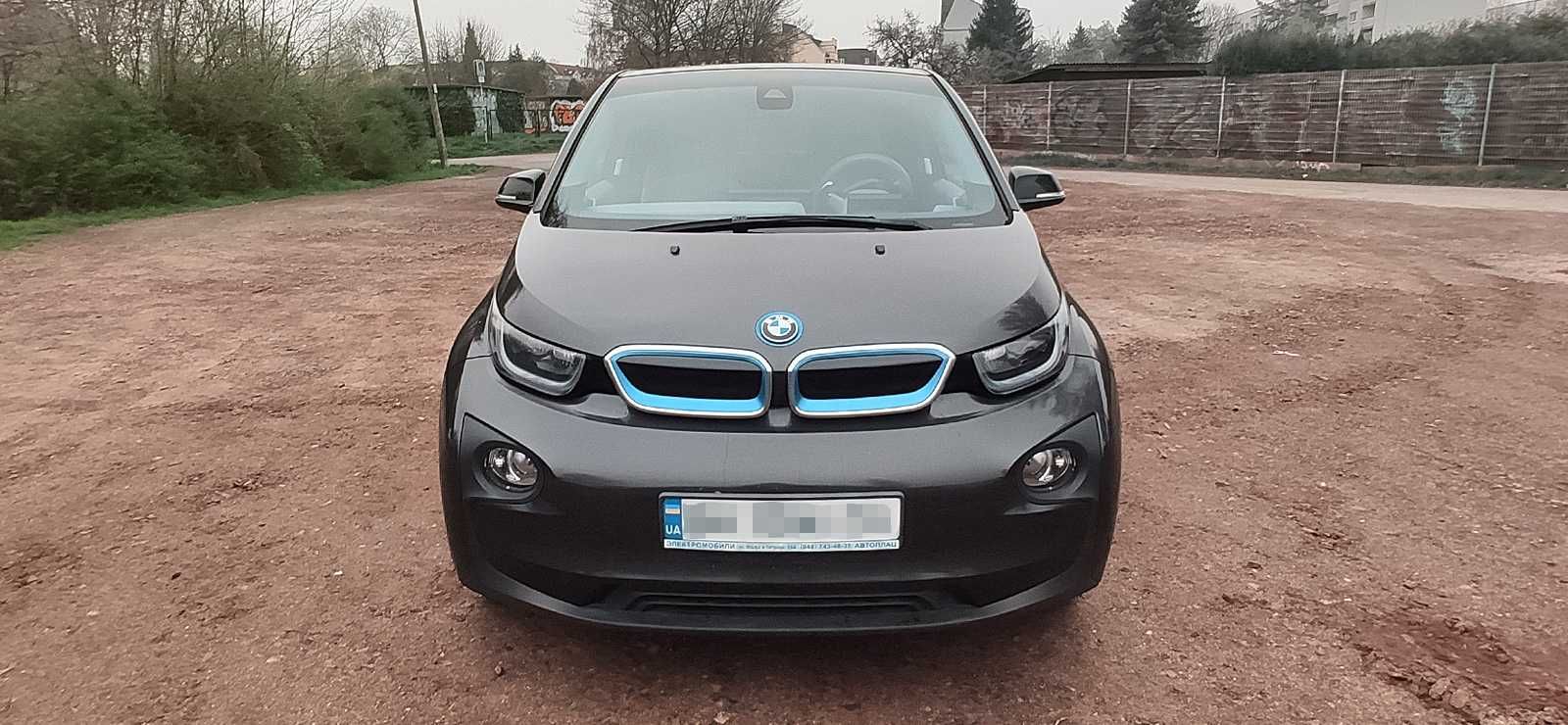 Продам своє авто BMW i3 2015 р. (60 т.км.)