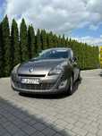 Renault Scenic Renault Grand Scénic III 1.9 dCi – 7 miejsc, 9 lat w jednych rękach