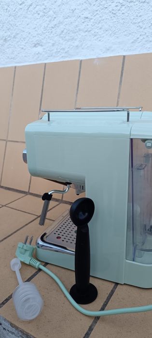 THERA RETRO MÁQUINA CAFÉ 
Máquina de café expresso