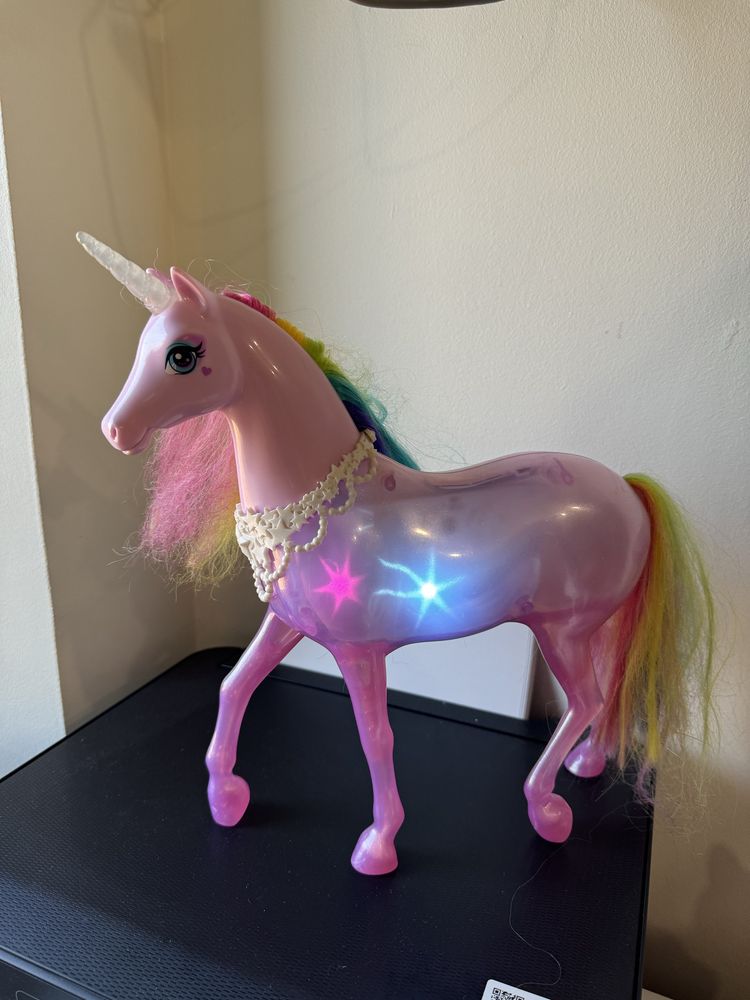 Barbie jednorożec Dreamtopia magiczny gra