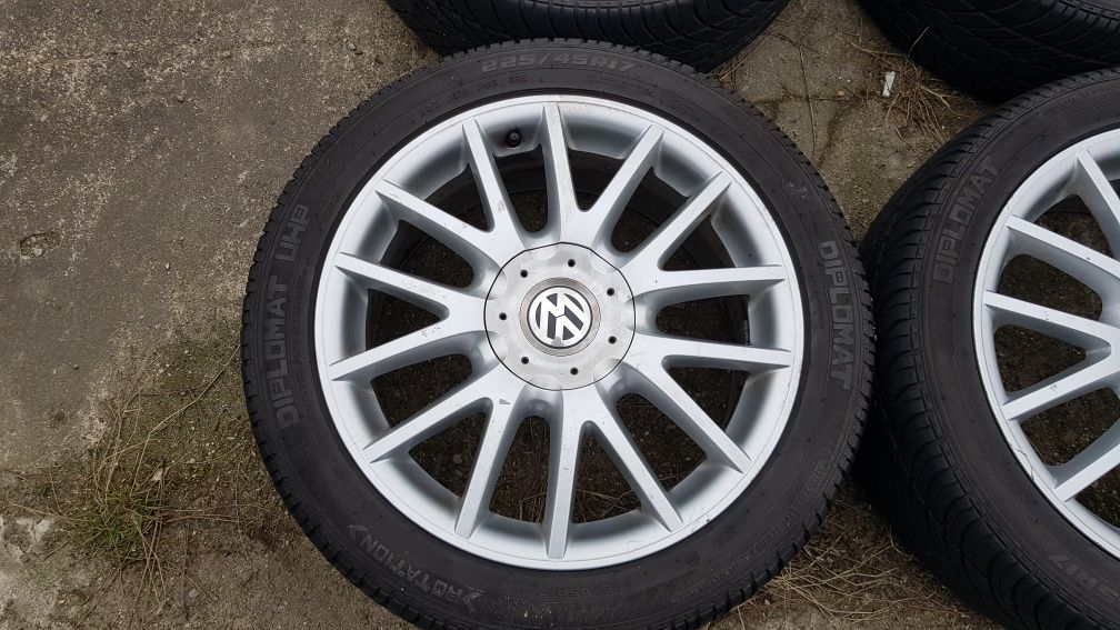 Sprzedam Oryginalne Alufelgi 17r VW Golf 5x112