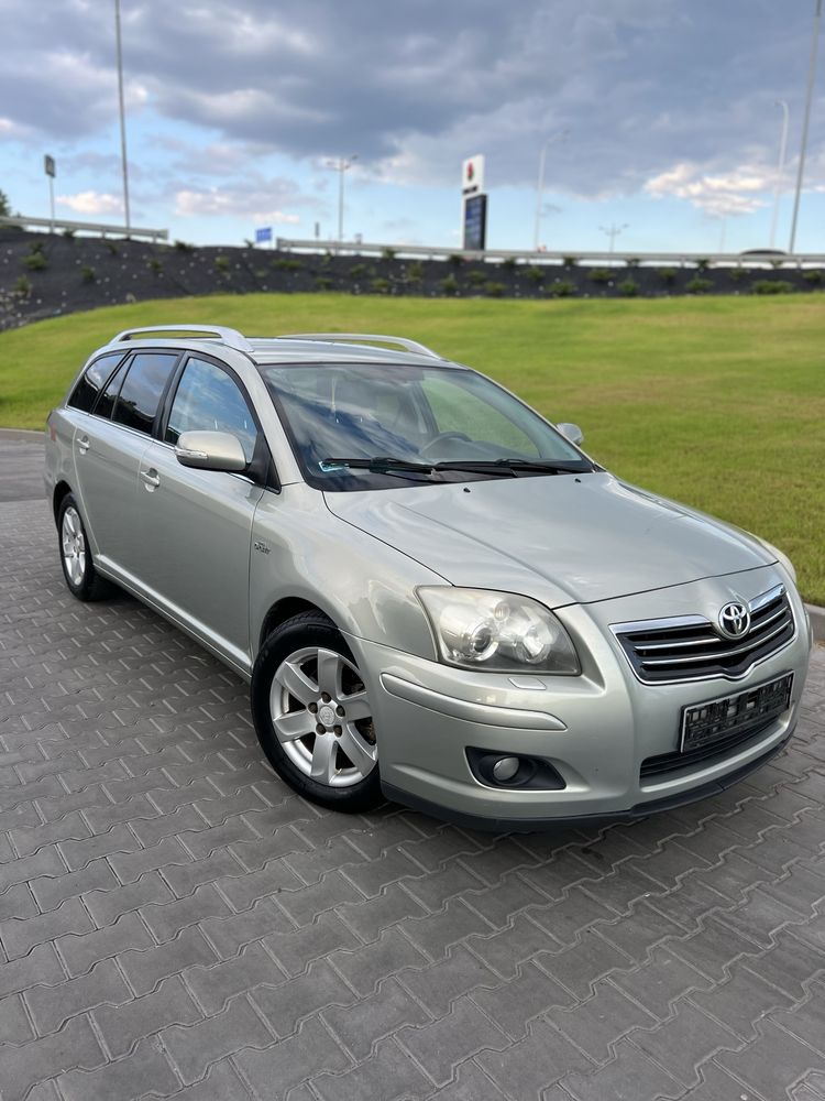 Toyota Avensis 2.2 D4D 177л.с. Турбо-Дизель Рестайлінг Тойота Авенсіс