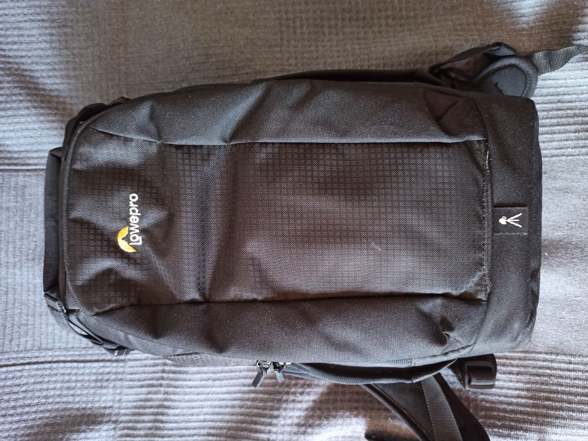 Mochila Lowepro Flipside 200 AW II