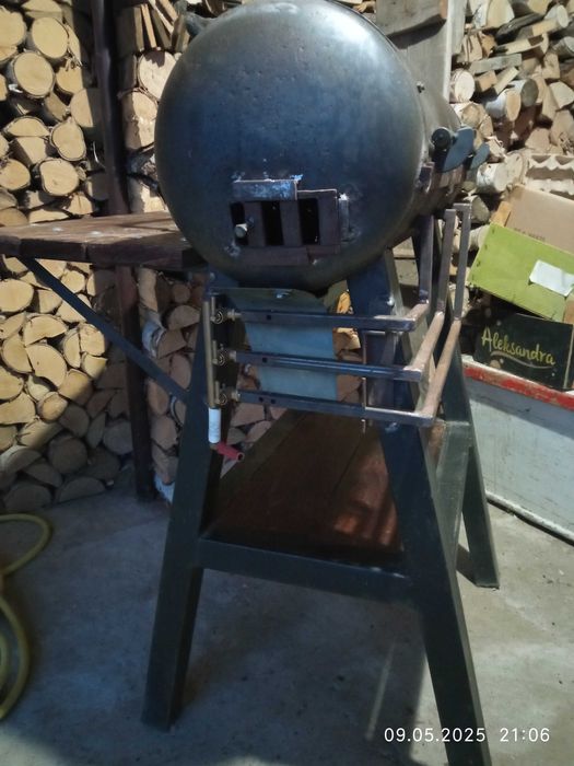 Гриль, мангал, барбекю. Газовий/вугільний