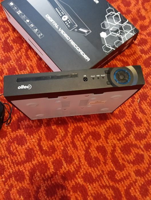 Продам відеореєстратор Oltec NVR-8855-HD на 16 камер