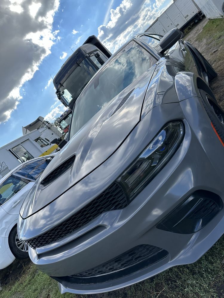 Dodge charger v8 5.7hemi 2018