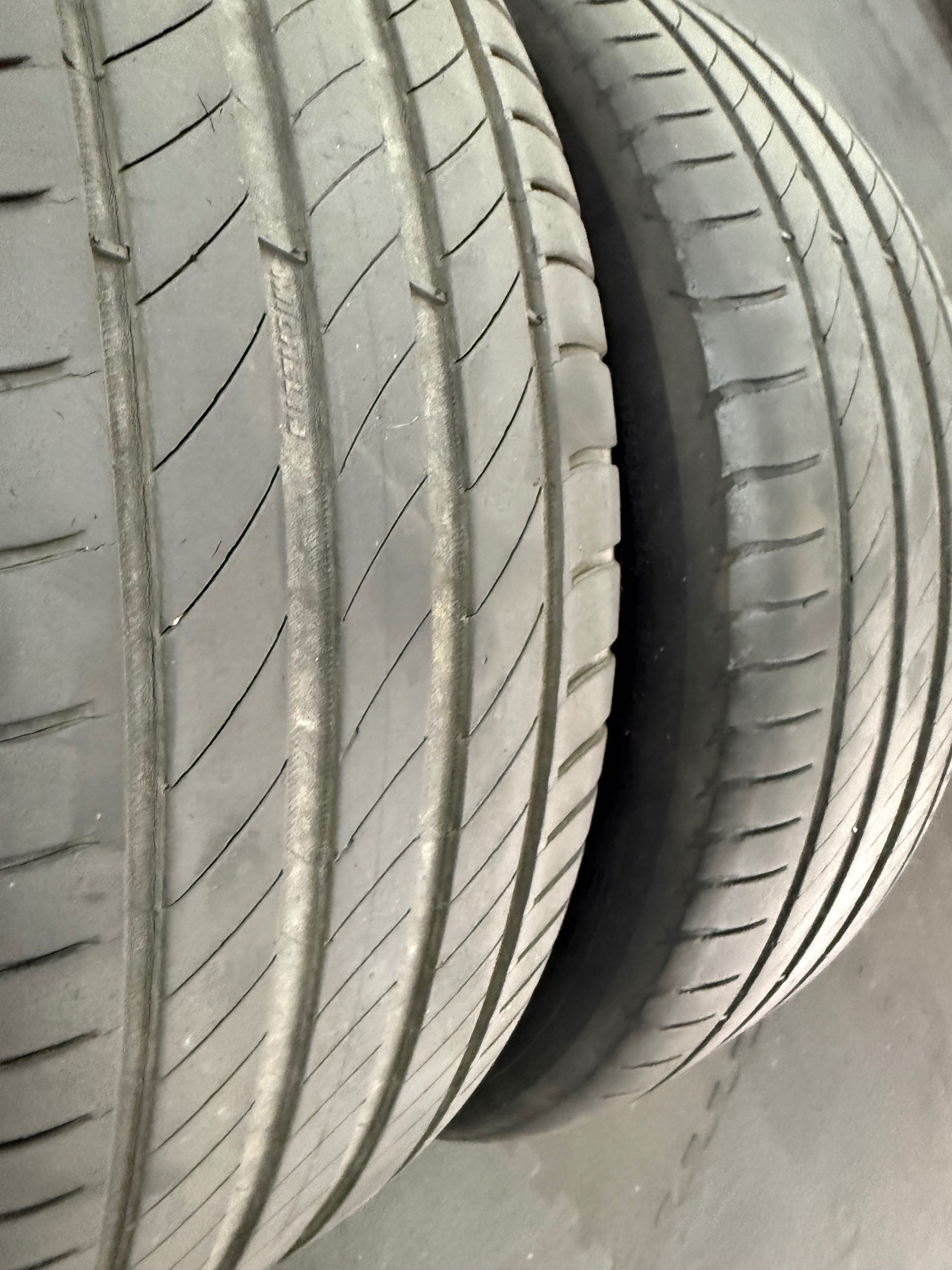 2 pneus Michelin primacy 4  195/55/16