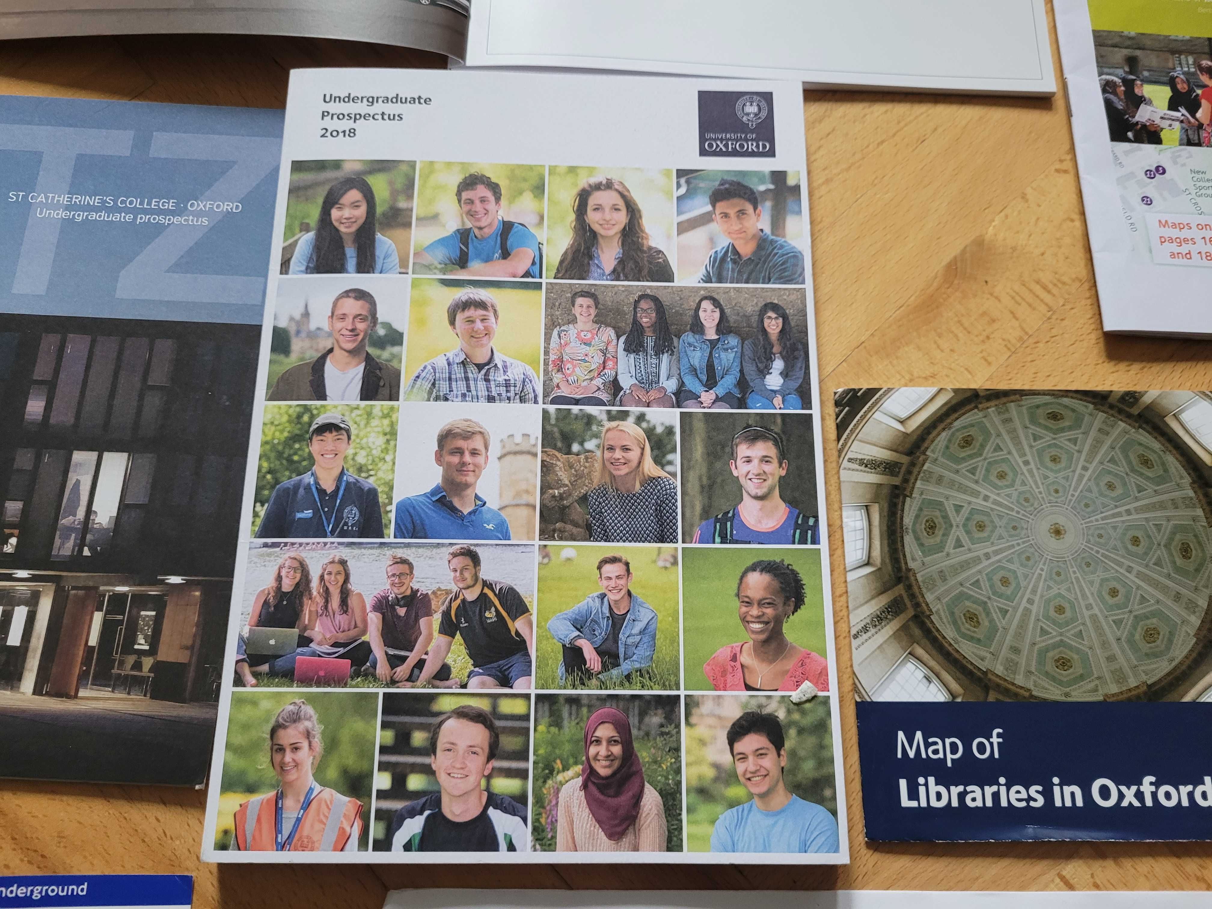Oxford broszury info mapy gazety pakiet przywitalny