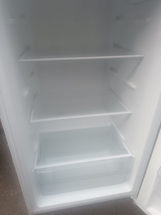 Продам холодильник elenberg TMF 143