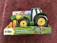 Brinquedo tractor novo com chave de parafusos para montar