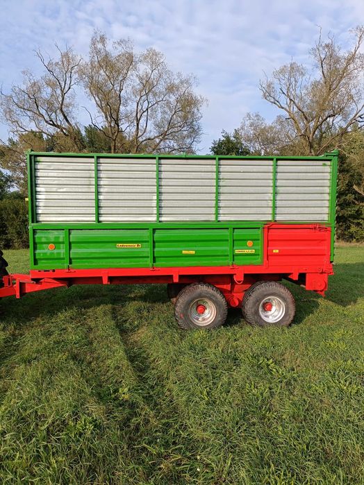 Rozrzutnik 8t warfama igamet tytan joskin jeantil  przyczepa