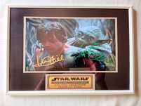 Moldura Filme Star Wars Luke Skywalker & Yoda com Autógrafos (A4)