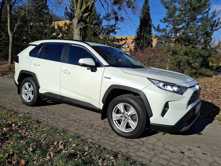 Toyota RAV4 4x2 Hybrid, PERŁA, kamera, nawigacja, pełen serwis Toyoty