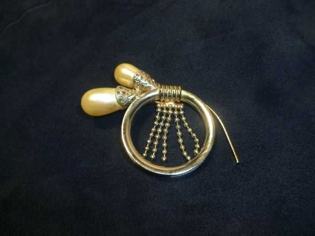 Красивая брошь брошка винтаж золотистая