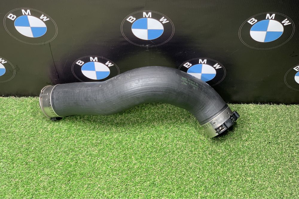 Патрубок інтеркулера Bmw F10 F11 N47D20 Пайп Лівий
