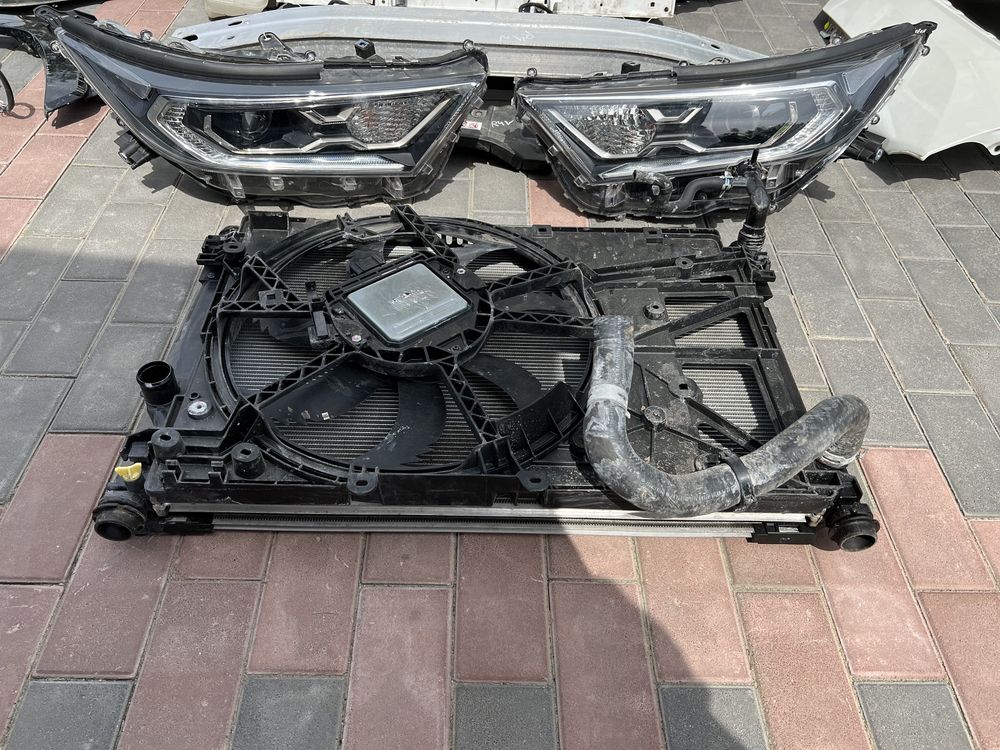 Toyota RAV4 2019-2024 Бампер Фара Крило Капот Комплект. РАЗБОРКА