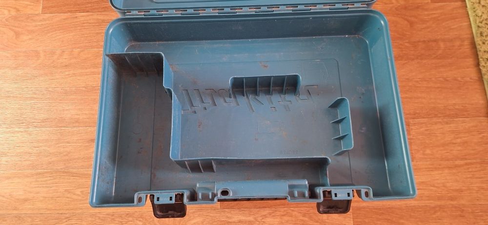 Кейс, кофр, органайзер для електроінструмента