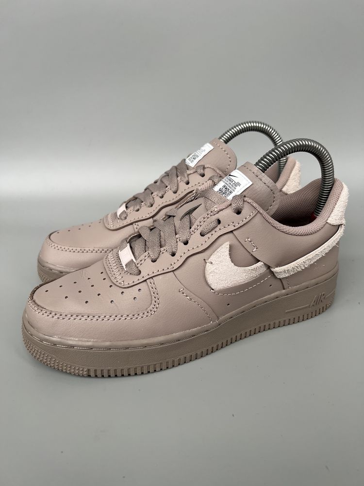 Оригінальні Кросівки NIKE AIR FORCE 1 LXX Шкіра 39р.25см.
