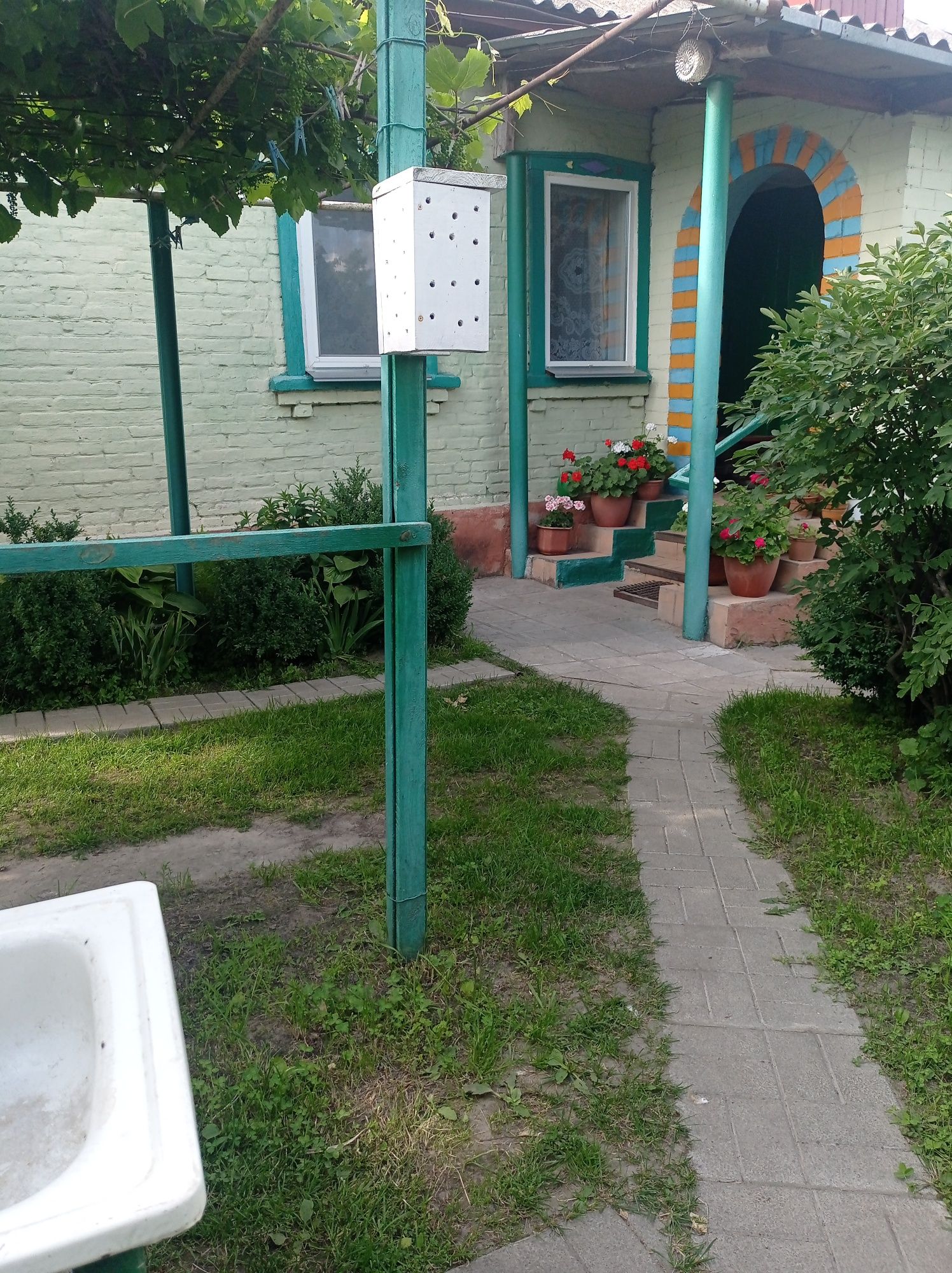 Садиба біля міста в селі Льгів. єВідновлення. ЗРУЧНОСТІ.
