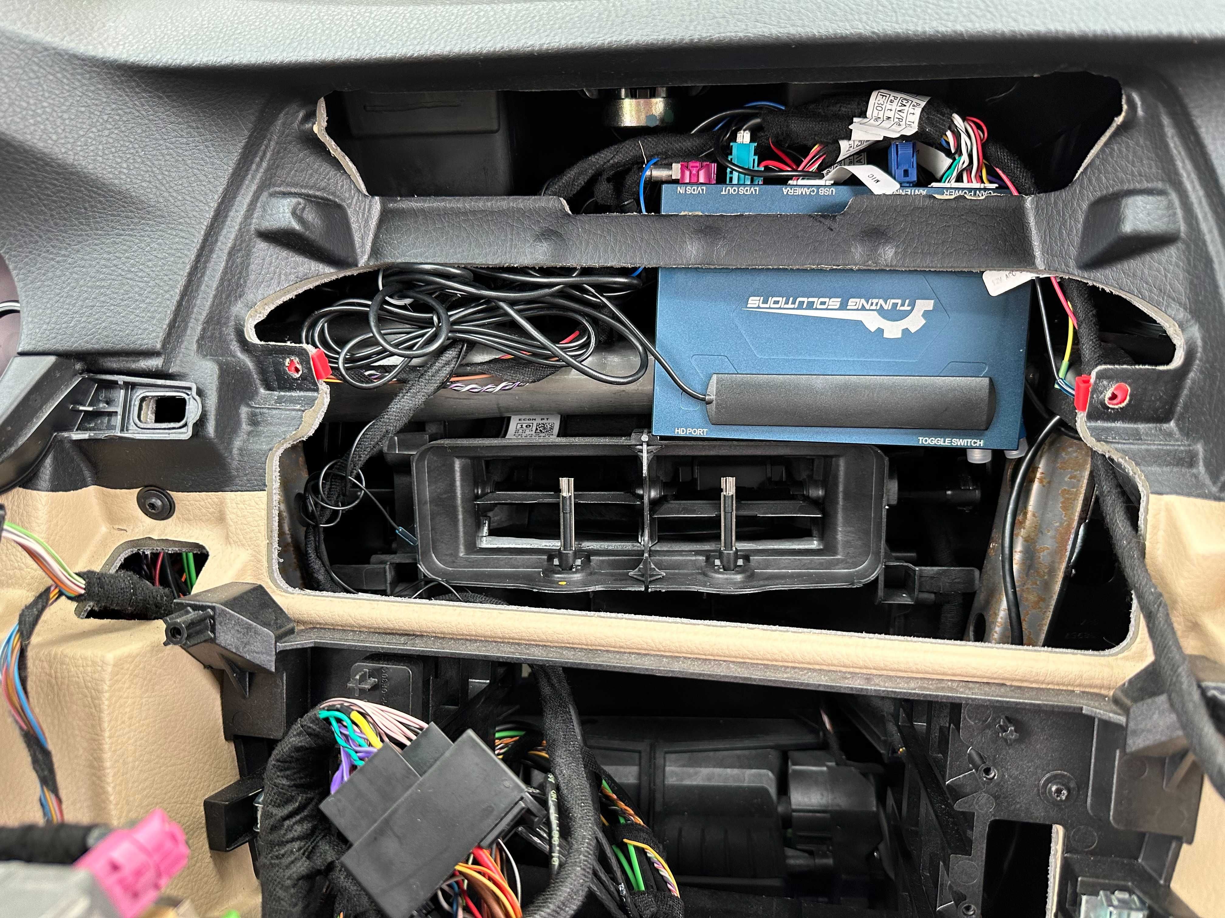 Nawigacja BMW F10 F25 E84 F01 F15 BOX Carplay Android Auto Google Mapa
