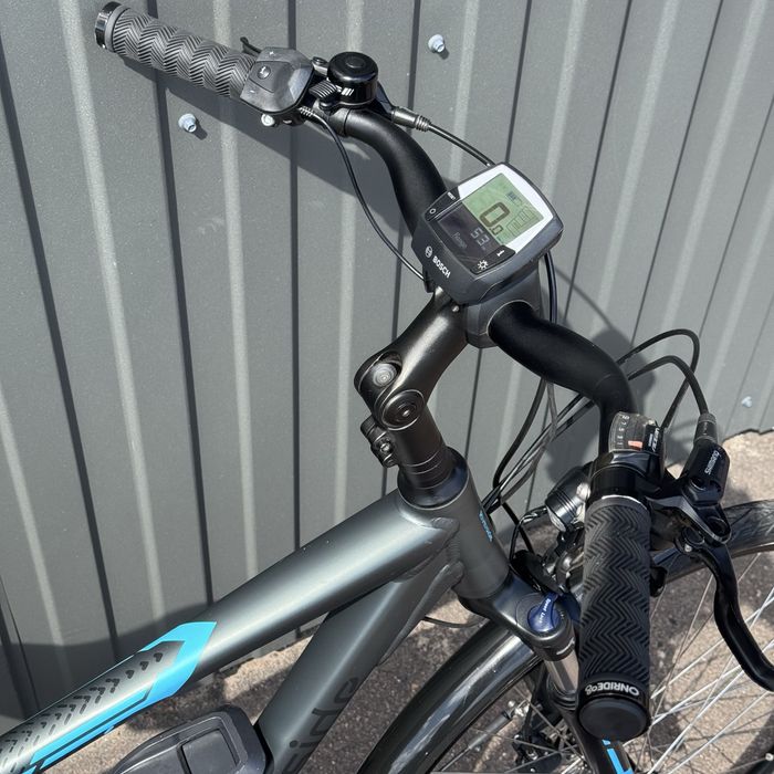 електро велосипед  на моторі Bosch