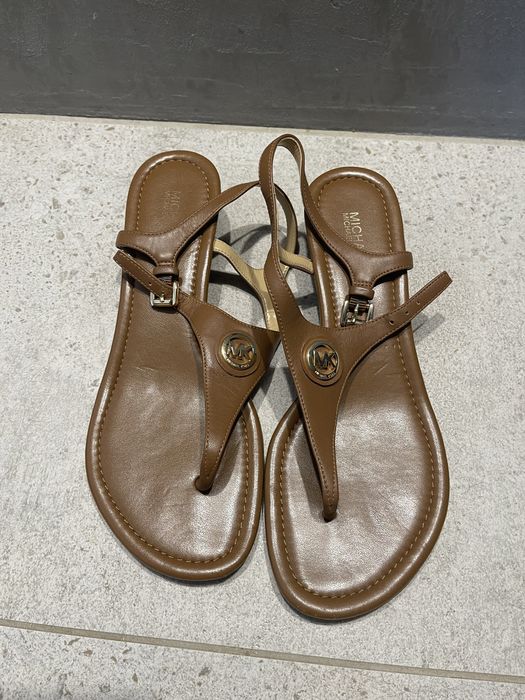 Сандалі michael kors 38 розмір ОРИГІНАЛ натуральна шкіра коричневі