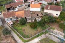 Casa de aldeia T3 em Carvalho de 254,00 m2