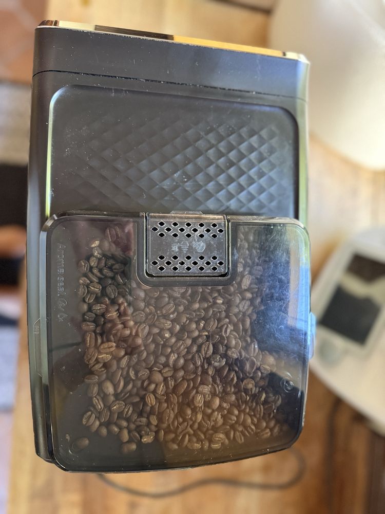 Sprzedam ekspres do kawy philips cisnieniowy automatyczny latte go
