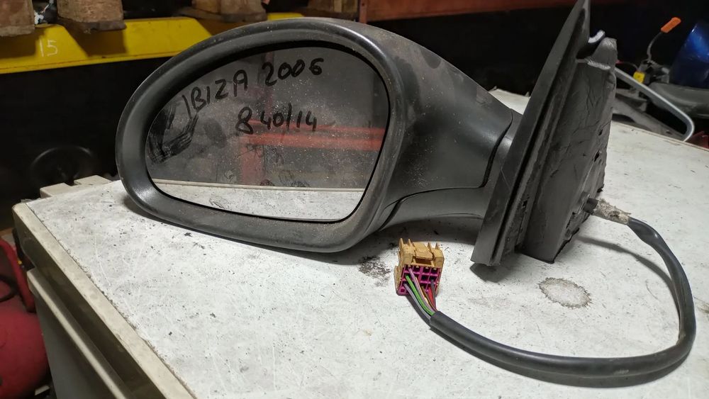 Retrovisor Seat Ibiza Esquerdo