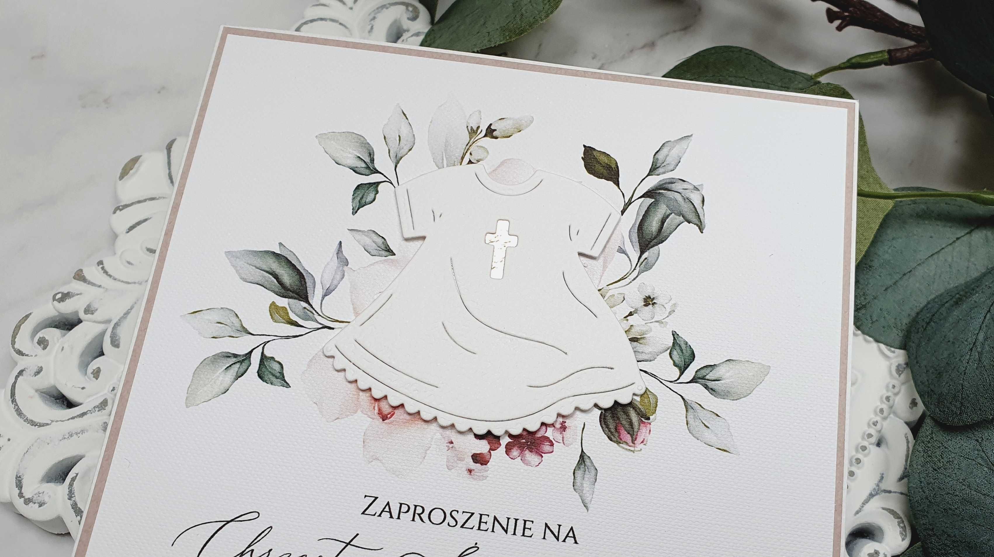 Ręcznie robione subtelne, personalizowane zaproszenia na Chrzest