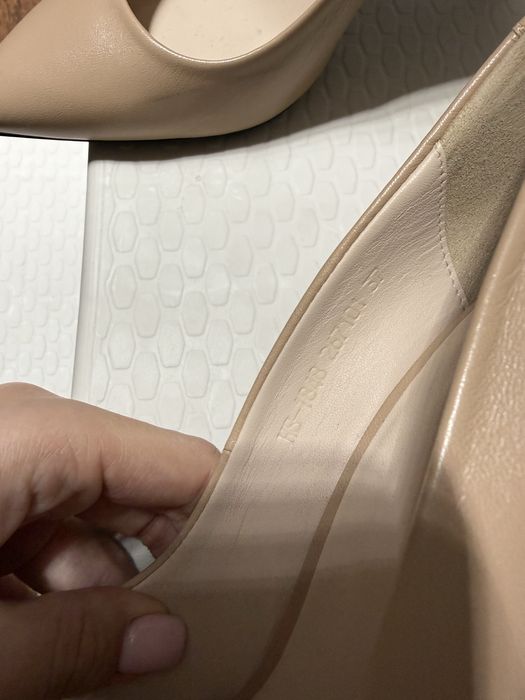 Туфлі Anna Braim 37 розмір