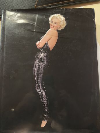 Marilyn Monroe американське видавництво книги Метаморфози
