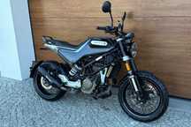 Husqvarna Svartpilen Husqvarna Svartpilen 125 2022r Serwisowana Ładna ABS Transport Raty