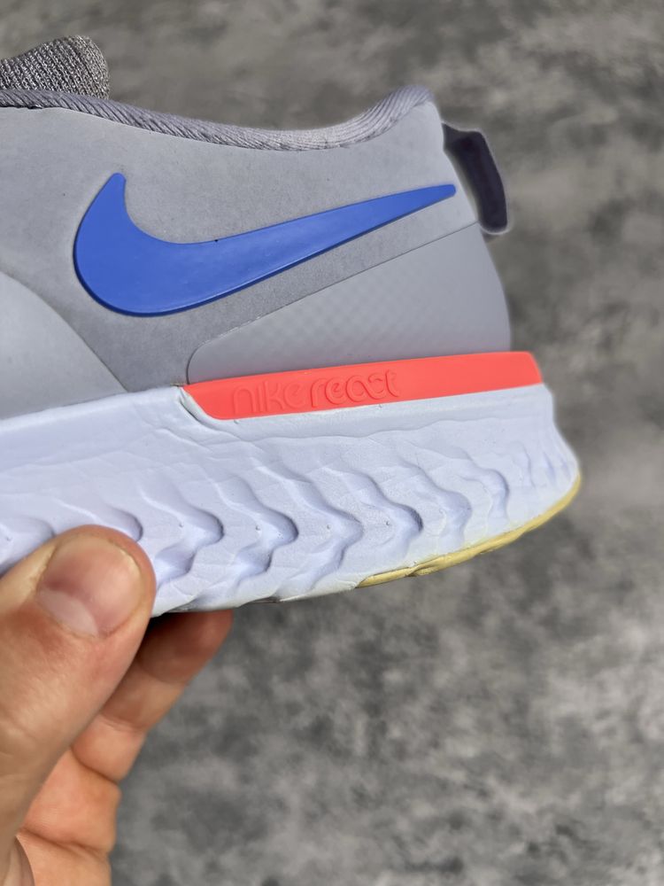 Спортивные кроссовки nike react odyssey flyknit 2