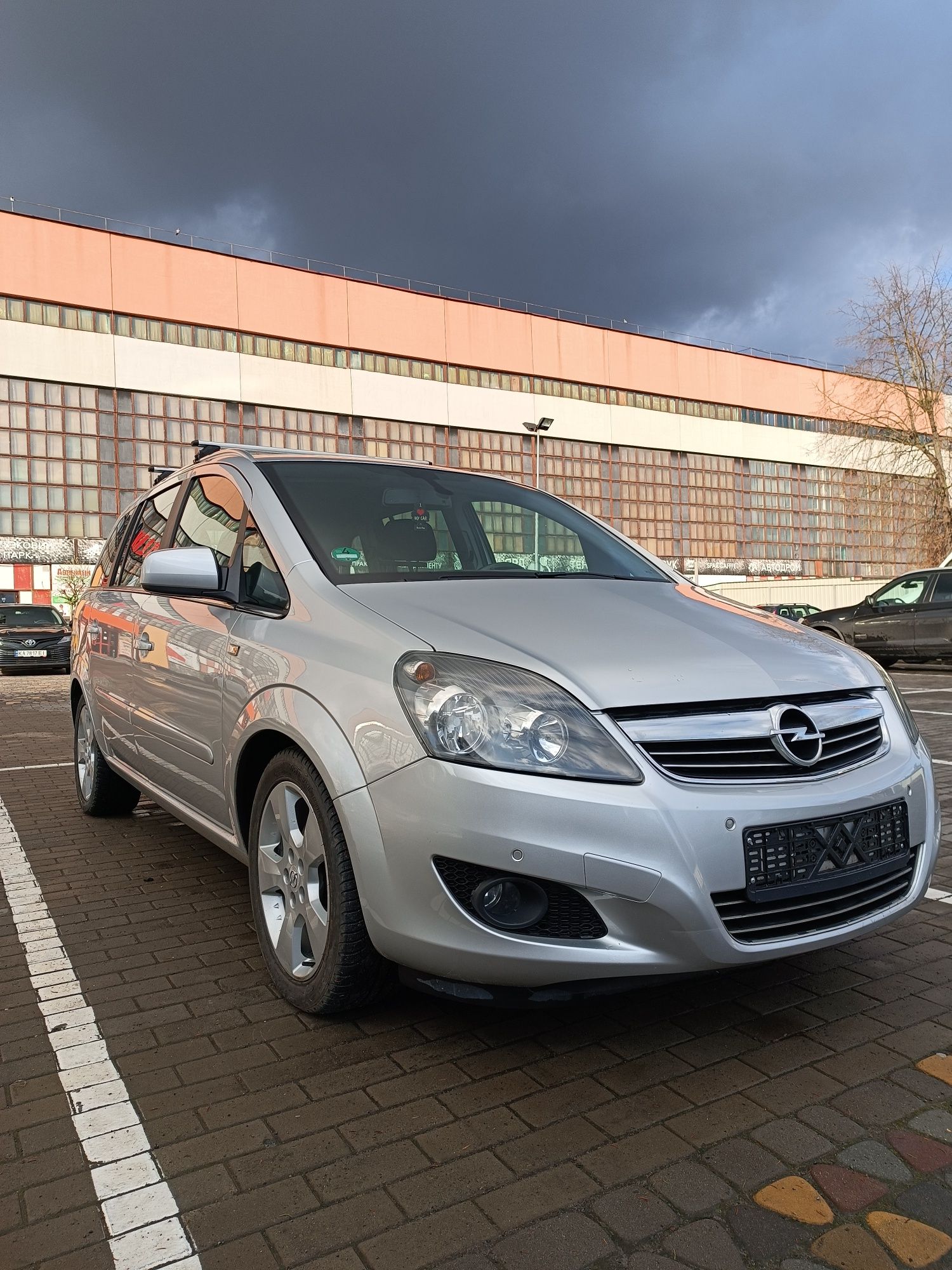 Opel Zafira 1.7 дизель